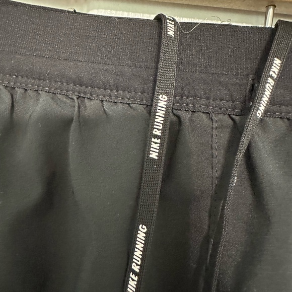 Mens Nike Dri-FIT Running Shorts - Picture 3 of 4